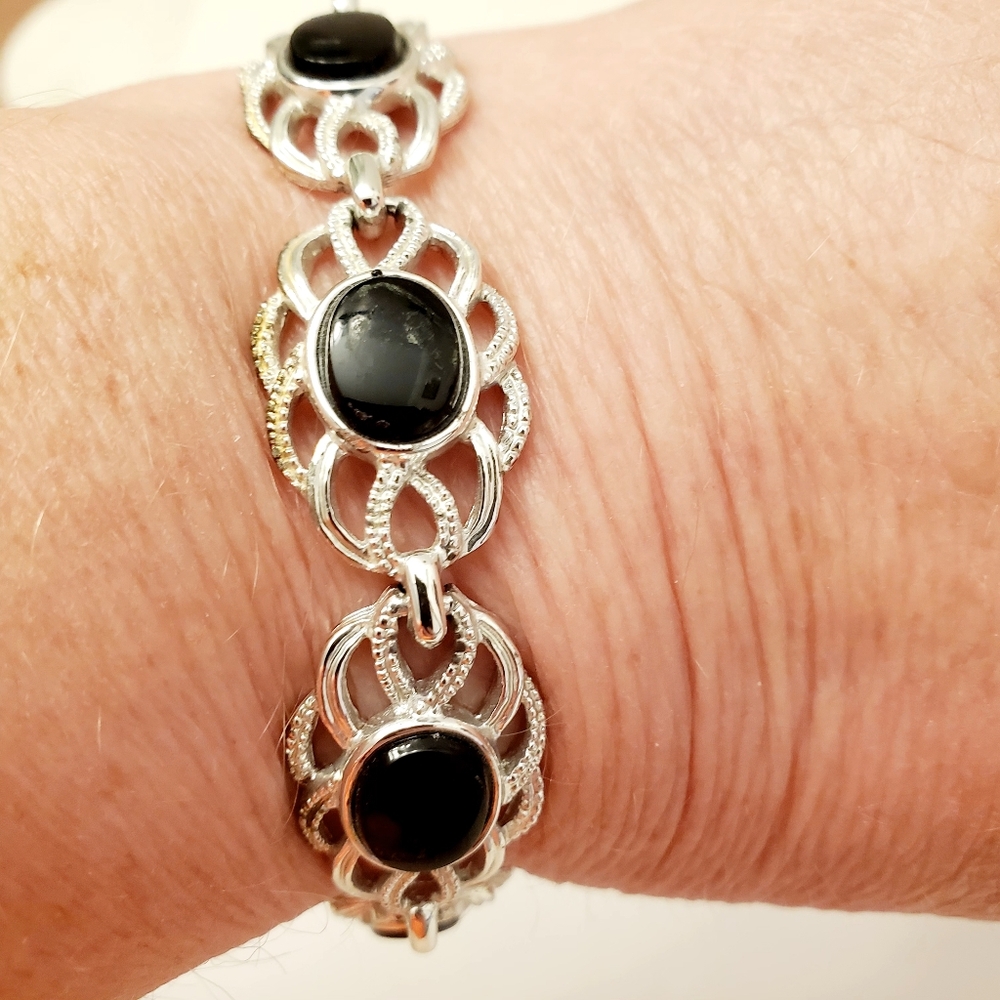 SARAH COV Silver Tone & Black  Bracelet, 7.25 Inches